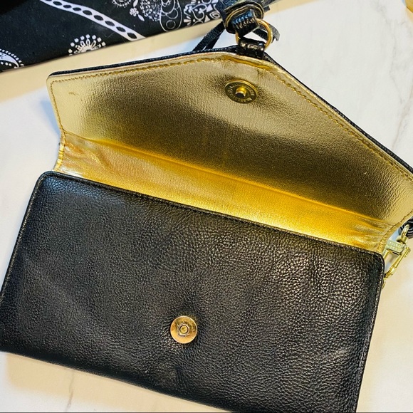 Steve Madden wristlet wallet blk tassel organizer - Picture 6 of 16